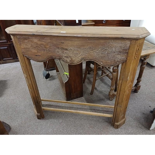 354 - CONTINENTAL OAK FIRE SURROUND