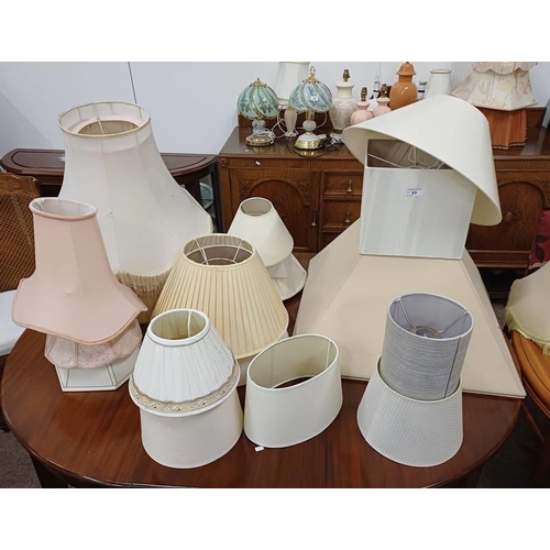 69 - GREAT SELECTION OF LAMP SHADES IN VARYING SIZES