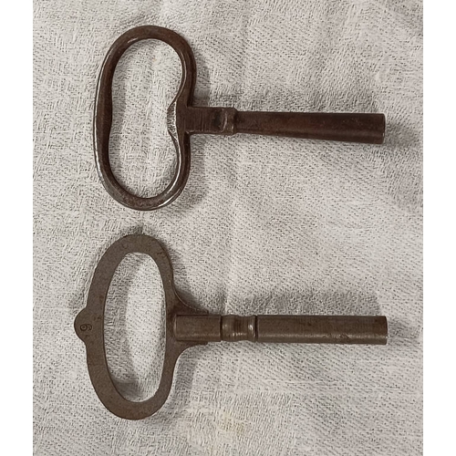 1200A - 19TH CENTURY BRACKET CLOCK WITH TWIN FUSEE MOVEMENT WITH GILT BRASS AND SILVERED DECORATED DIAL, STR... 