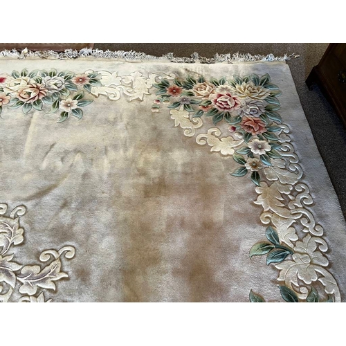 1512 - LARGE ORIENTAL FLORAL DECORATED CARPET WITH FRILLED ENDS, 380 X 360CM
