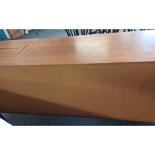 3 - BRA BOHAG TROED TEAK SIDEBOARD MODELL TRIO WITH 5 CENTRALLY SET DRAWERS FLANKED TO EACH SIDE BY SLID... 