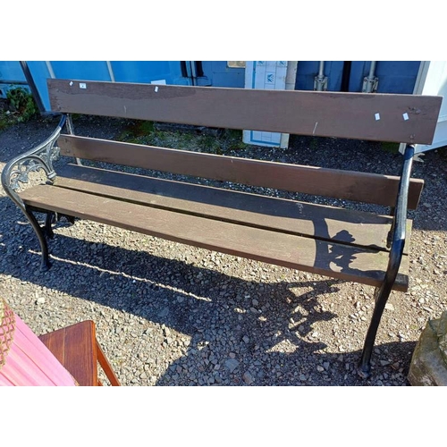 Lot 4         