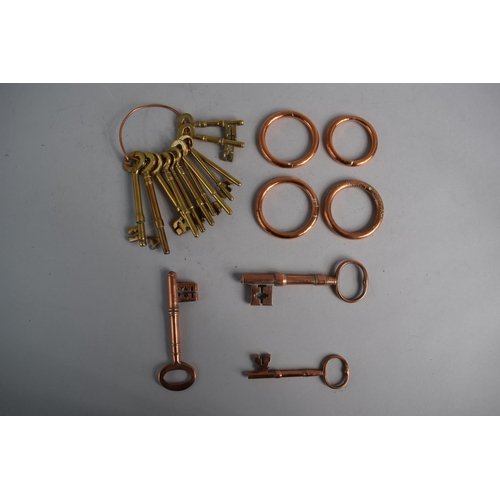 113 - A Collection of 19th Century and Later Keys to Include Three Copper Examples and Twelve Brass Togeth... 