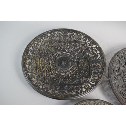 100 - Three 19th Century Coalbrookdale Style Circular Iron Wall Plaques, The Largest 29.5cm Diameter