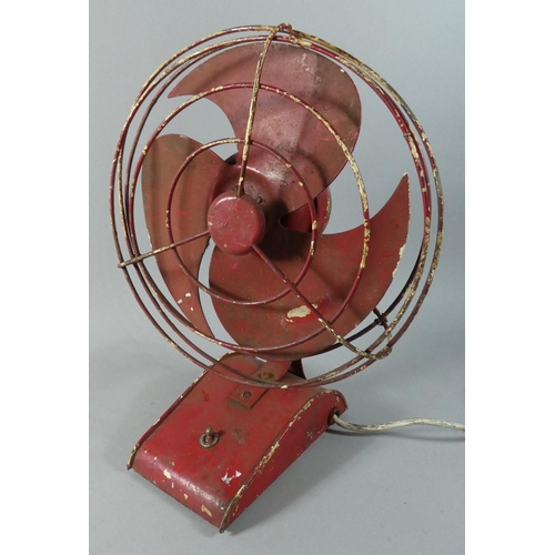 125 - A Vintage Table Top Fan, 34cm high