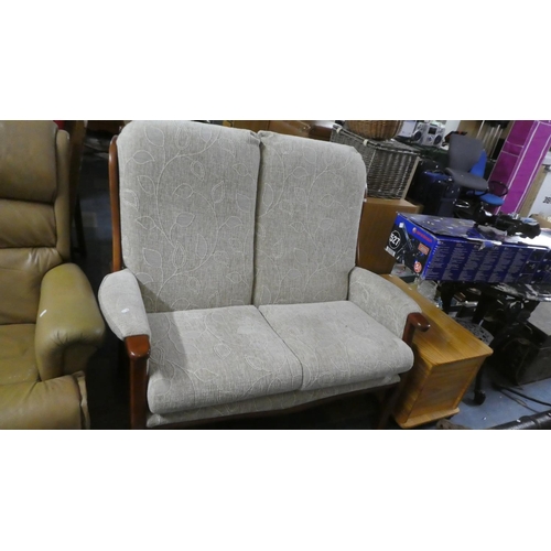 529 - A Modern Two Seater Settee