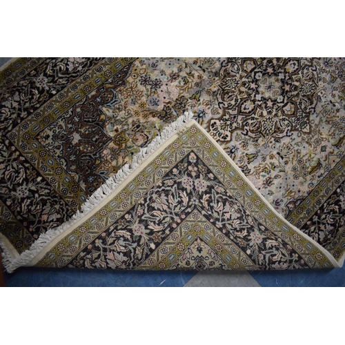 225 - A Fine Hand-Made Keshan Rug 188 x 125cms