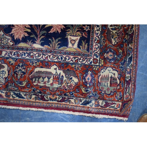 85 - A Fine Antique Persian Hand-Made Keshan Rug, 206 x 133cms
