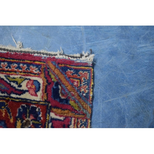 85 - A Fine Antique Persian Hand-Made Keshan Rug, 206 x 133cms