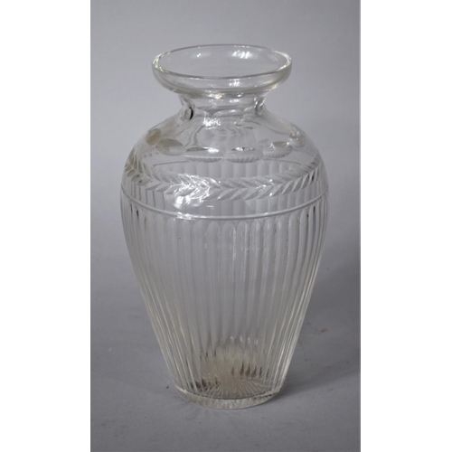 299 - A Nice Quality Cut Glass Vase of Tapering Form and Reeded Cut Decoration, 16cm High