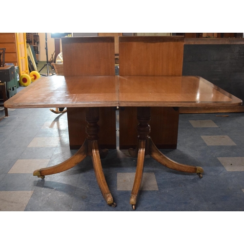 427 - A Good Quality 19th Century Mahogany and Burr Walnut Crossbanded Extending Dining Table with Two Lea... 