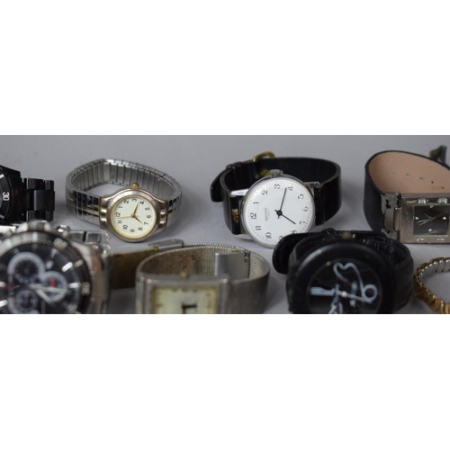 230 - A Collection of Various Gents and Ladies Wrist Watches