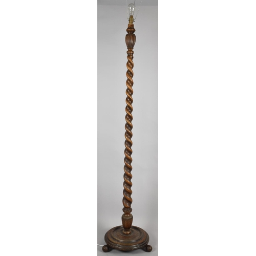 533 - An Edwardian Oak Barley Twist Standard Lamp of Tapering Form with Circular Base