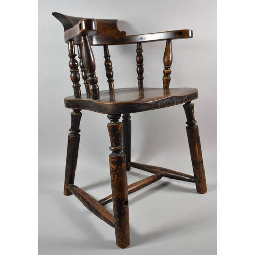 538 - A Victorian Child's Spindle Back Chair