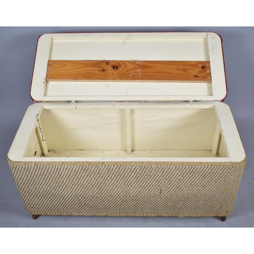 542 - A Loom Blanket Box, 91cm wide