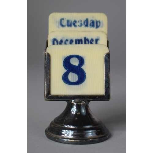 236 - A Small Collection of Curios to Include Desktop Calendar, Rubber Stamps