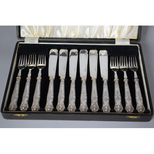 366 - A Cased Set of Six Silver Handled Fish Knives and Forks, Sheffield 1924