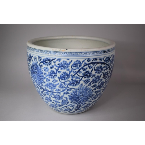 50 - A Large Chinese Qing Dynasty Blue and White Fishbowl Decorated with Chrysanthemums, 37.cm Diameter a... 