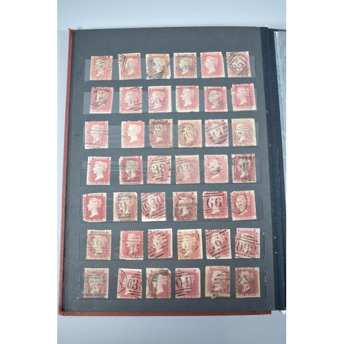 32 - A Stamp Stock Book Containing 798 Penny Reds