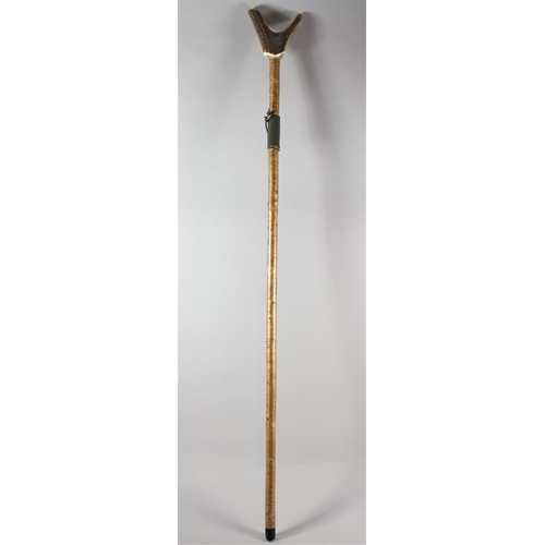 89 - A Bone Handled Thumb Stick, 117cm Long