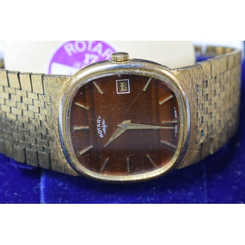 478 - A Gents Rotary Wrist Watch with Date Indicator Together with a Cufflink Set