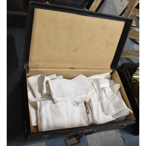 569 - A Brookes Case Containing Various Table Linens