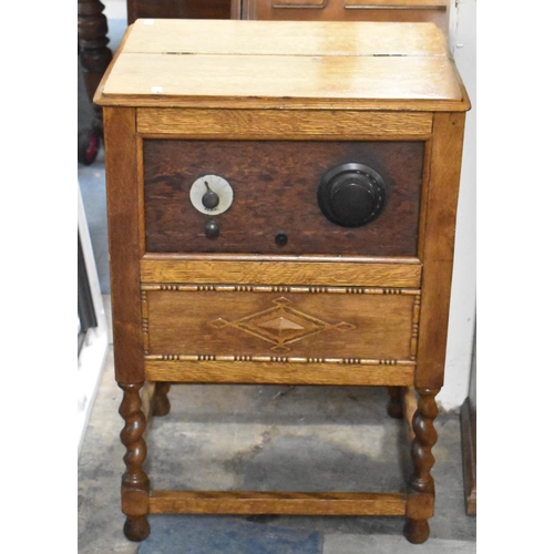 661 - A Vintage Oak Cased Radiogram on Barley Twist Supports, 53cm wide