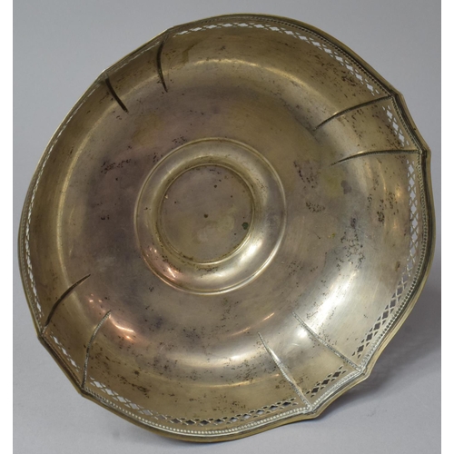 441 - An Austrian Silver Bowl with Pierced Border on Circular Foot, 19cm Diameter, Stamped 800