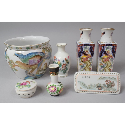 252 - A Collection of Various Mid 20th Century and Later Oriental Ceramics to Comprise Pair of Vase, 18cm ... 