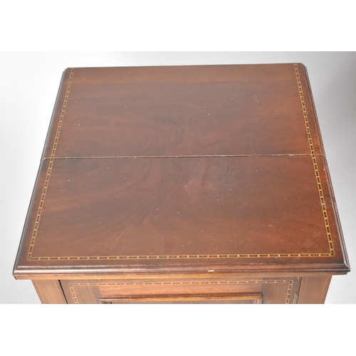 81 - An Edwardian Mahogany Pot Cupboard with String Inlay on Square Tapering Supports, 40cm Wide