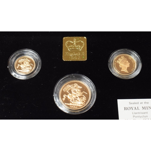 202 - A Cased Royal Mint 1990 United Kingdom Gold Proof Sovereign Three Coin Set, No. 1071 with Certificat... 