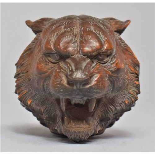 256 - A Finely Carved Hardwood Netsuke In the Form of a Snarling Tigers Head. Approx. 5cm Tall.