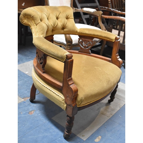 636 - A Late Victorian/Edwardian Tub Chair with Buttoned Back Rest