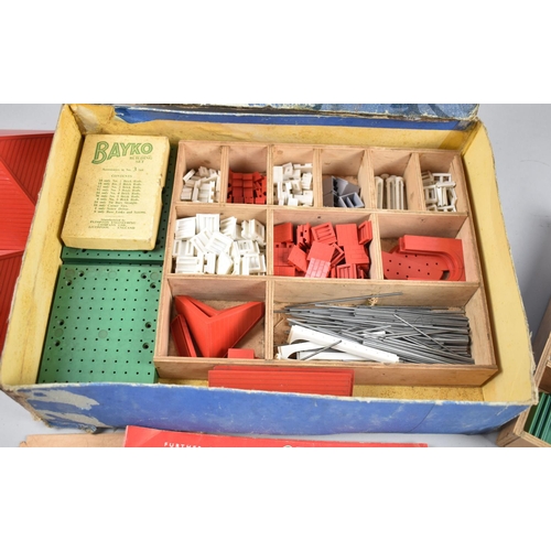 199 - A Vintage Bayko Building Set