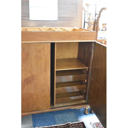 548 - An Edwardian Mahogany Gentleman's Fitted Bedroom Cabinet with Hinged Lid to Interior for Socks, Ties... 