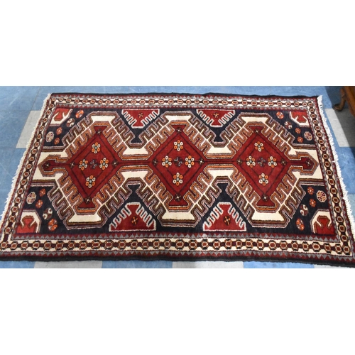 558 - A Persian Handmade Sarab Rug, 166x105cm