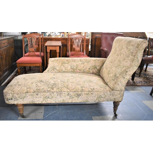 500 - A Tapestry Upholstered Daybed or Chaise