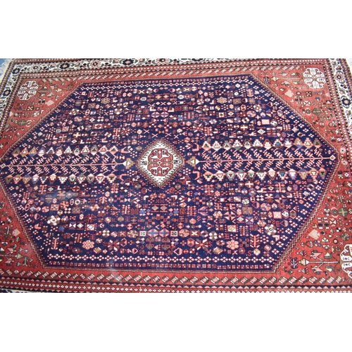 520 - A Persian Hand made Abadeh Rug, 205x150