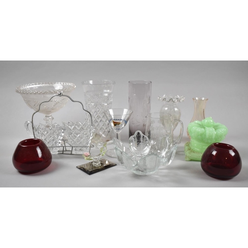 216 - A Collection of Various Glassware