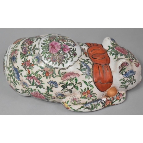 299 - A Chinese Study of a Cat, Famille Rose Pallette, 30cm long