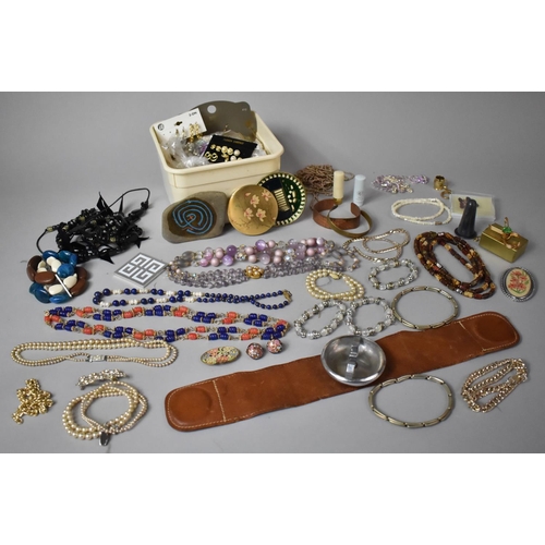 250 - A Collection of Vintage Costume Jewellery