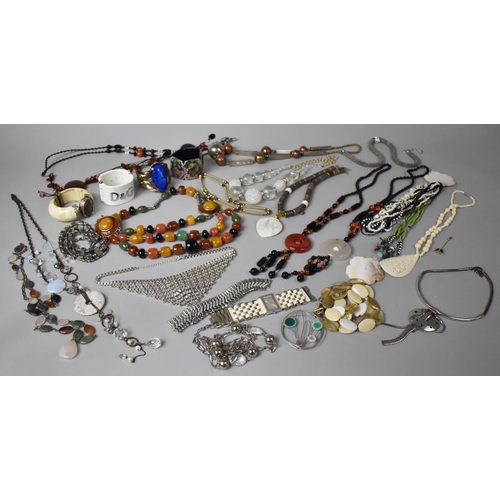 252 - A Collection of Costume Jewellery to Include Bangles, Necklaces etc