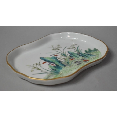 264 - A Chinese Porcelain Shaped Dish in the Famille Verte Pallette, 17cm Wide