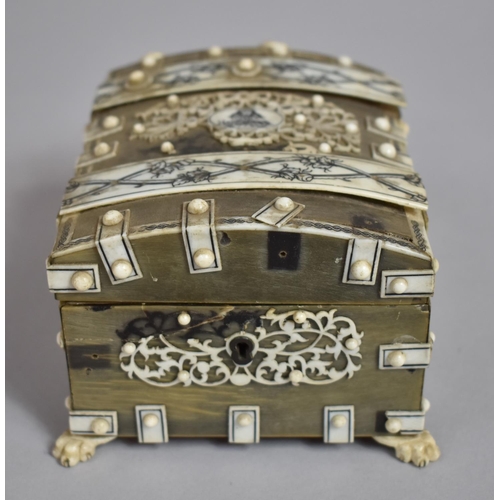 250 - A 19th Century Anglo Indian Dome Topped Trinket Box, Veneers in Horn with Pen Work Decorated Bon Ban... 