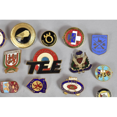 253 - A Collection of 31 Vintage Enamelled Curling Badges to include marischal Curling Club JVNGFRAV Curli... 