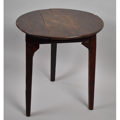 444 - An Early 19th Century Oak Cricket Table. 59cms Diameter