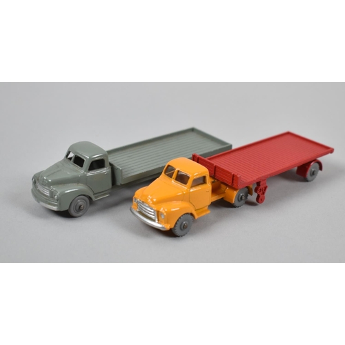 29 - Two Boxed Dublo Dinky Toys, Bedford Articulated Flat Truck 072 and Bedford Flat Truck 066