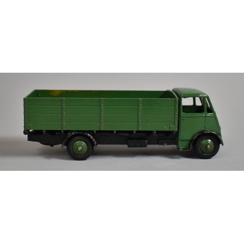 48 - An Unboxed Dinky Supertoys 511 Guy 4-ton Lorry in Green with Green Hubs. Model VG