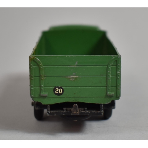 48 - An Unboxed Dinky Supertoys 511 Guy 4-ton Lorry in Green with Green Hubs. Model VG