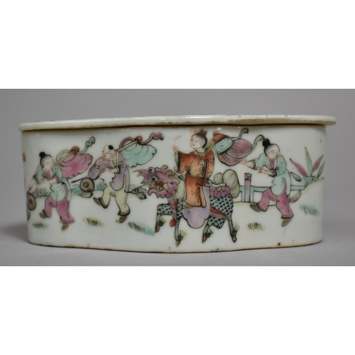 322 - A 18th/19th Century Chinese Porcelain Famille Rose Incense/Cricket Box and Cover of Quatrefoil Form.... 